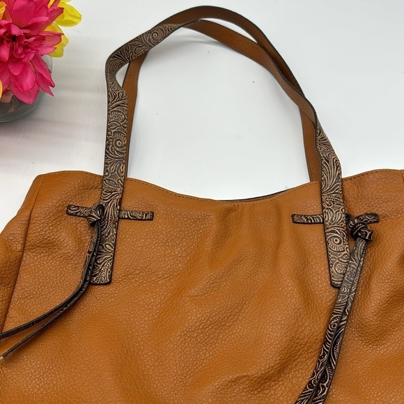 Darcy Marks London Carmel Color Leather Tote Bag TOT5608 - Picture 2 of 16